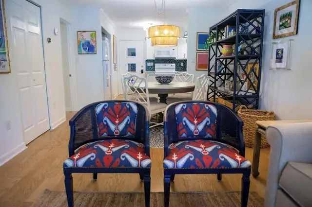 Dining area at Fiddler’s Cove 14K